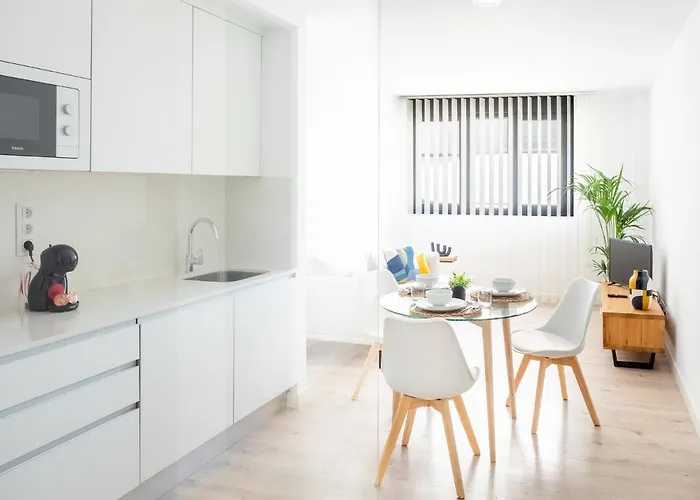 Abora With Pool, Gym And Free Parking Apartament *