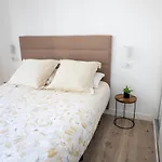 Abora With Pool, Gym And Free Parking Apartment