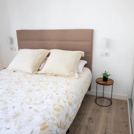 Abora With Pool, Gym And Free Parking Apartment