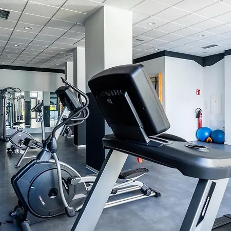 Abora With Pool, Gym And Free Parking Apartment
